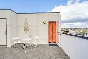 5 Mi to Dtwn: Pet-friendly Townhome in Seattle!