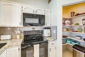 NEW Listing! Havasu Sunscape & Getaway w/ Views!