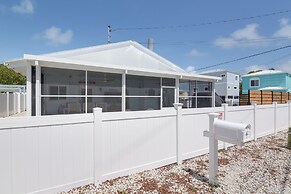 1 Mi to Key Largo Marina: Coastal Home w/ Hot Tub!