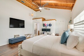 1 Mi to Key Largo Marina: Coastal Home w/ Hot Tub!