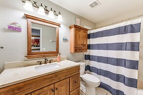 Home w/ Saltwater Pool: 15 Mi to Anna Maria Island