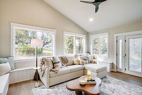 Family Home 6 Mi to Dtwn Cda: Lake & Sunset Views!