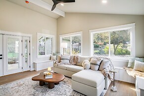 Family Home 6 Mi to Dtwn Cda: Lake & Sunset Views!