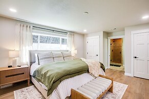 Family Home 6 Mi to Dtwn Cda: Lake & Sunset Views!