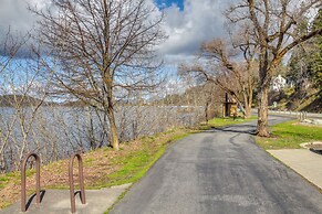 Family Home 6 Mi to Dtwn Cda: Lake & Sunset Views!