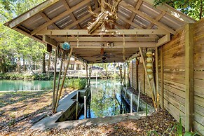 Boat Slip & Fire Pit: Peaceful House