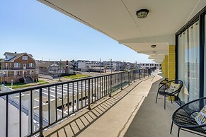 Walk to Beach: North Wildwood Condo w/ Pool Access