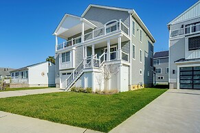 Close to Brigantine Beach: Home w/ 2 Decks