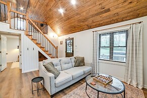 Walk to Marina: Springville Cabin w/ Fire Pit!