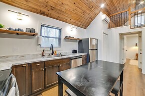 Walk to Marina: Springville Cabin w/ Fire Pit!