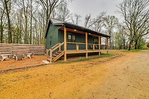 Walk to Marina: Springville Cabin w/ Fire Pit!