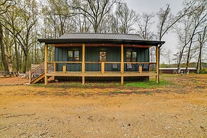 Walk to Marina: Springville Cabin w/ Fire Pit!
