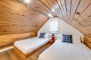 Walk to Marina: Springville Cabin w/ Fire Pit!