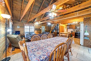 Game Room & Decks: Family Cabin in Springville!