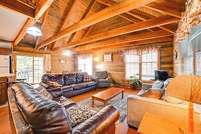 Game Room & Decks: Family Cabin in Springville!