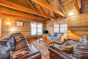 Game Room & Decks: Family Cabin in Springville!