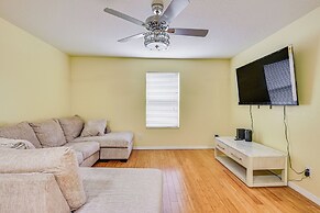 9 Mi to Apollo Beach: Riverview Getaway!