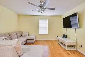 9 Mi to Apollo Beach: Riverview Getaway!