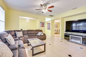 9 Mi to Apollo Beach: Riverview Getaway!