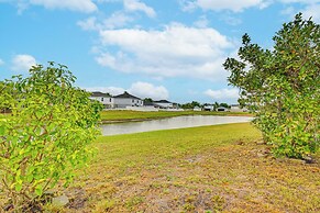 9 Mi to Apollo Beach: Riverview Getaway!