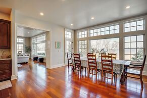 Lake Michigan Gem: Private Beach & Game Room