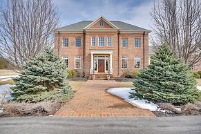 Lake Michigan Gem: Private Beach & Game Room