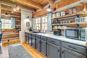 Hot Tub, Fire Pit & Creek Access: Whittier Cabin!