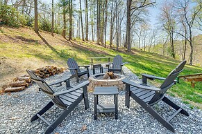 Hot Tub, Fire Pit & Creek Access: Whittier Cabin!