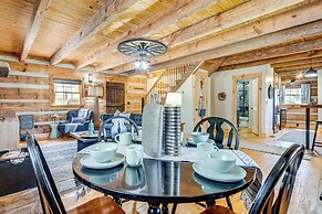 Hot Tub, Fire Pit & Creek Access: Whittier Cabin!