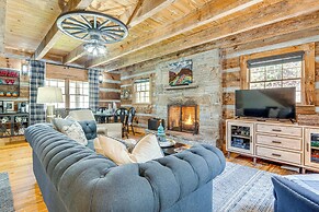 Hot Tub, Fire Pit & Creek Access: Whittier Cabin!