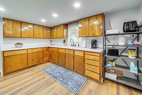 Peaceful Home w/ Patio on 30 Acres in Coxs Creek!