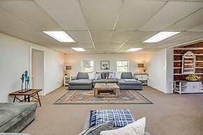 6 Mi to Scottsboro: Apt w/ Furnished Porch