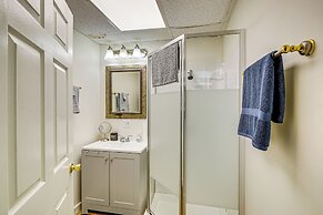 6 Mi to Scottsboro: Apt w/ Furnished Porch