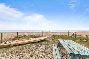The Coastal Crab - Family-friendly Three-bed Beach House in Pevensey