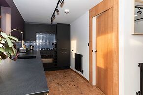 Modern 2-bed Cabin Near West Wittering Beach