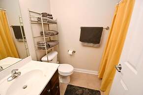 Walk to Notre Dame Spacious 3BR Townhome w Garage Family-friendly Amen