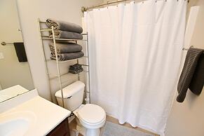 Walk to Notre Dame Spacious 3BR Townhome w Garage Family-friendly Amen