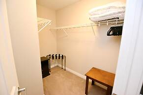 Walk to Notre Dame Spacious 3BR Townhome w Garage Family-friendly Amen