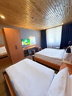 Navy Inn Hotel