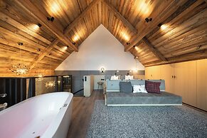 Baumhaus by Hotel Gassner