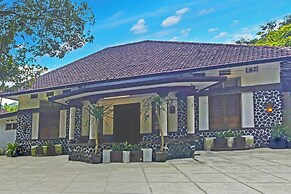 Hotel O Bogor near Kebun Raya Bogor formerly Guest House Saputra