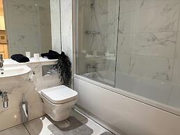 Cozy Birmingham Apartment for Two