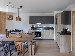 Chalet in Serre Chevalier With Family Fun