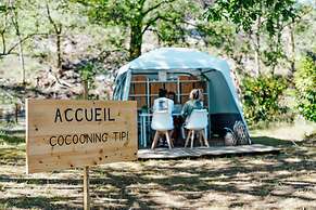 Cocooning Tipi
