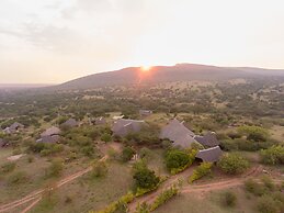 Explore Sand River Lodge