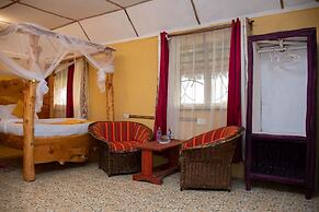 Explore Sand River Lodge