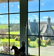 Thatched Cottage - Sleeps 6 With Countryside Views