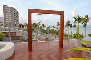 Setai Yacht Luxo - By Almare Flats