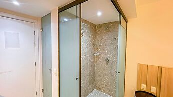 Setai Yacht Luxo - By Almare Flats