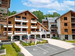 Chalet in Chantemerle With Sunny Ski Slopes
